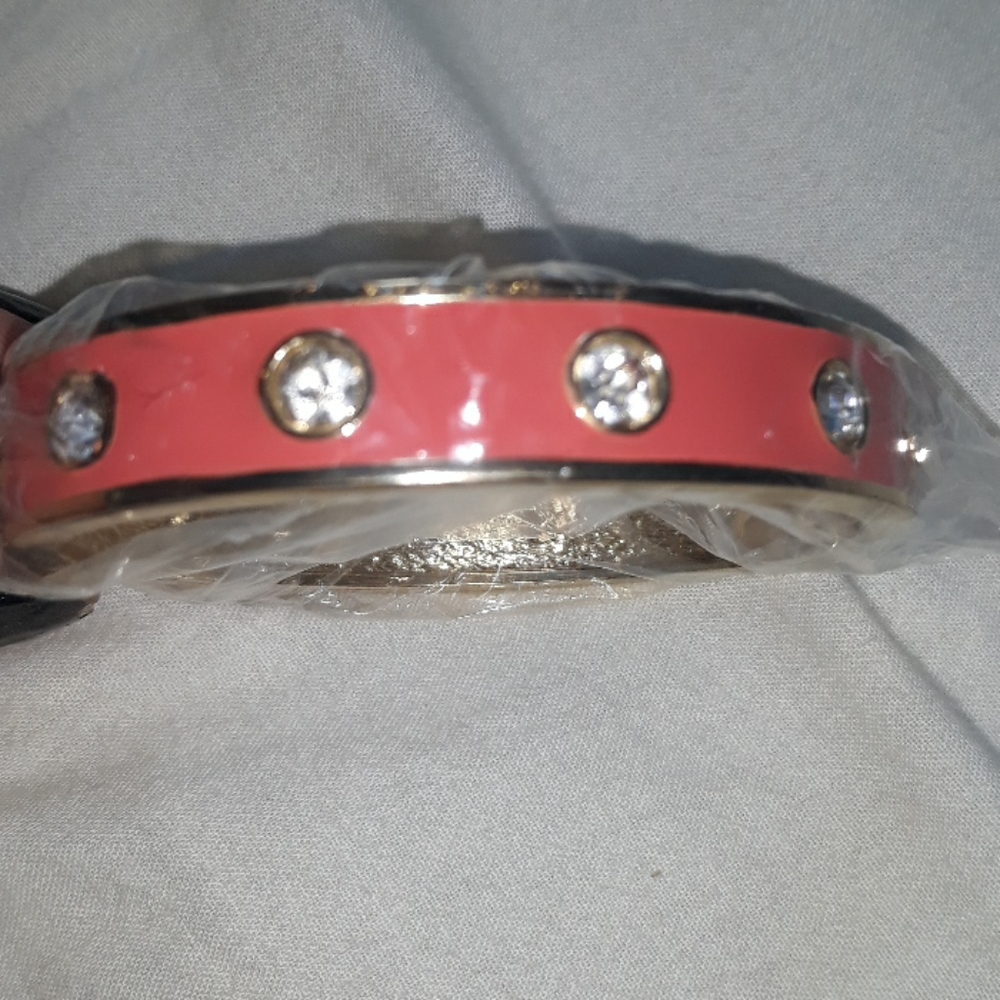 Gold KZ love symbol bracelet